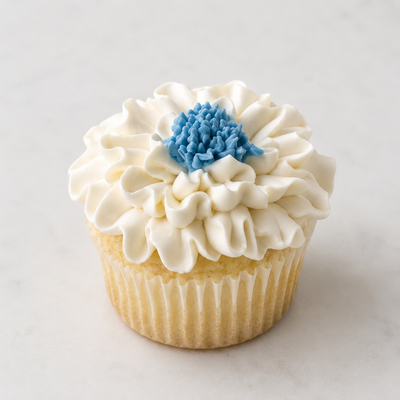 6 x White Flower Cupcakes