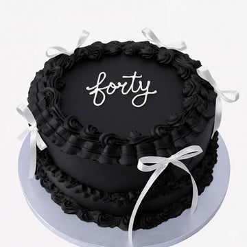 ROUND VINTAGE CAKE (Custom).