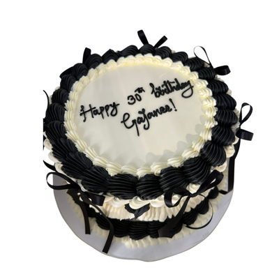 B&W DUAL TONE ROUND VINTAGE CAKE (Custom)